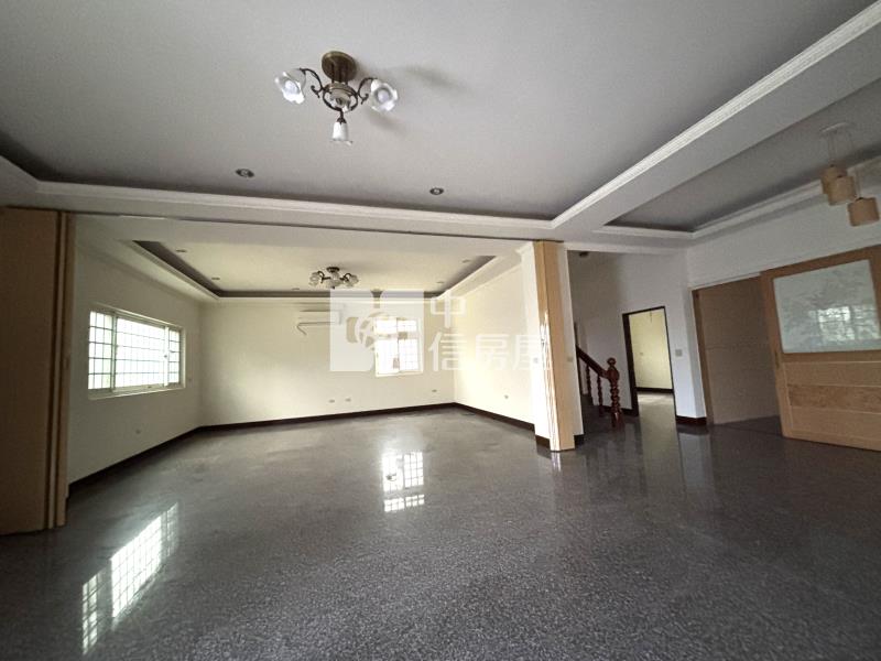 大園華興路大地坪合法農舍房屋室內格局與周邊環境