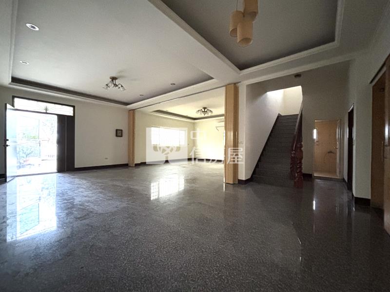 大園華興路大地坪合法農舍房屋室內格局與周邊環境