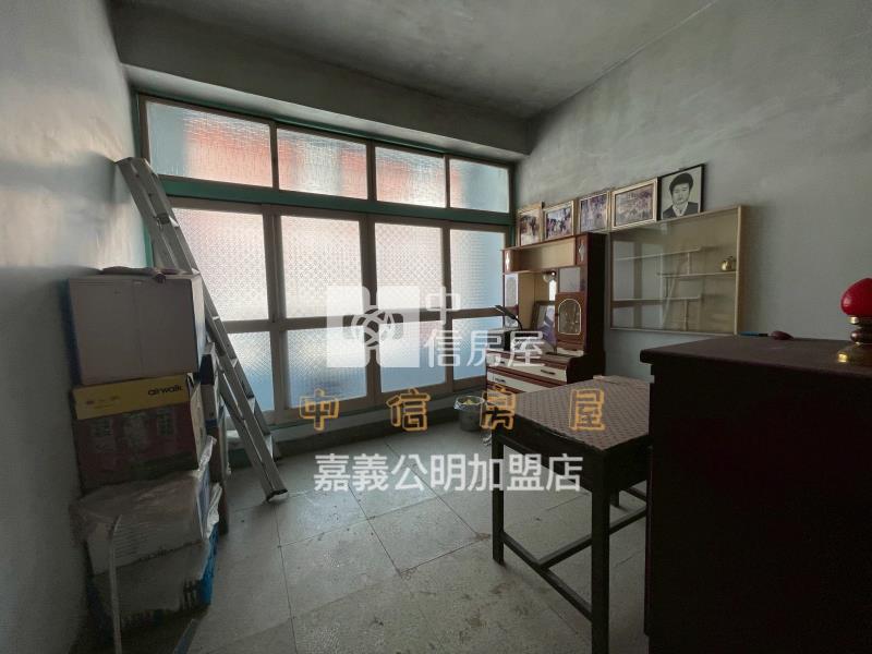 大林市中心低總價透天房屋室內格局與周邊環境