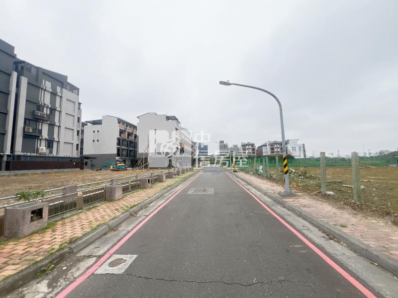 客運園區大面寬建地房屋室內格局與周邊環境