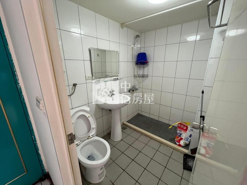 獨家電梯套房★北區中國醫特區房屋室內格局與周邊環境