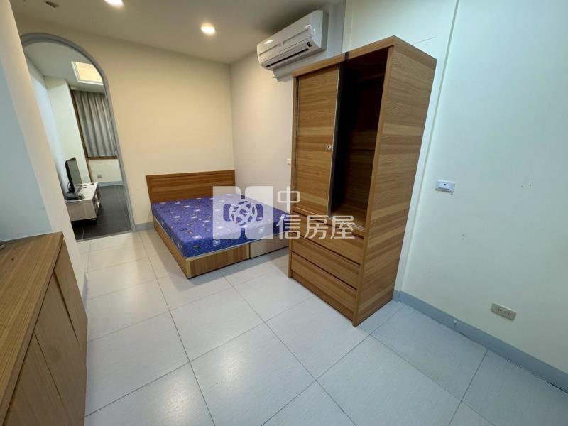 楊梅近愛買交流道透天7套房房屋室內格局與周邊環境