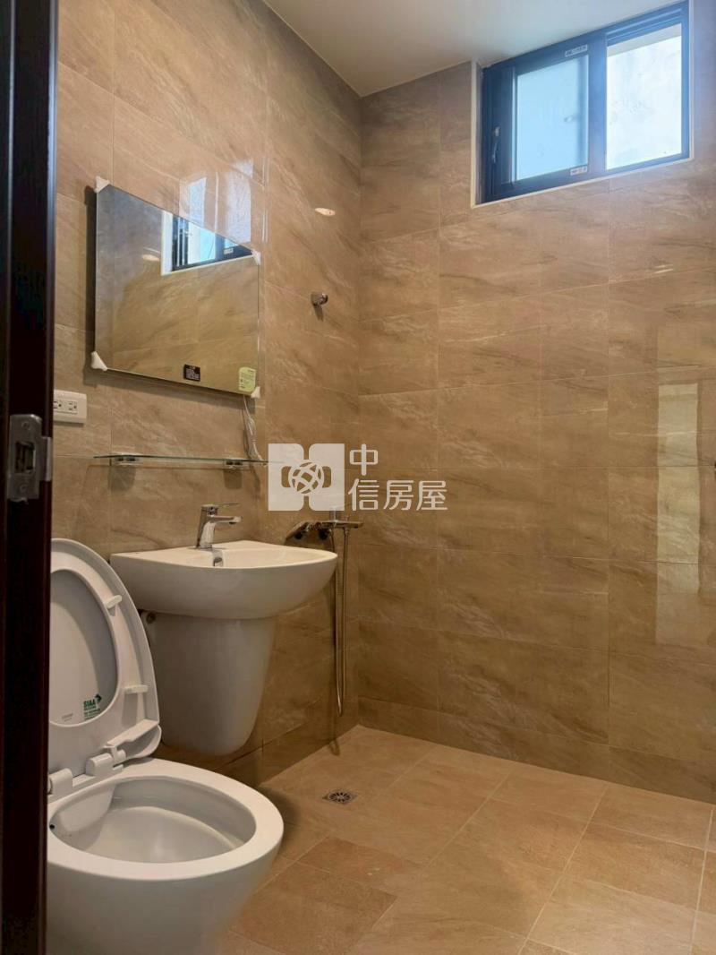 近66快速道路大潭交流道整新透天房屋室內格局與周邊環境