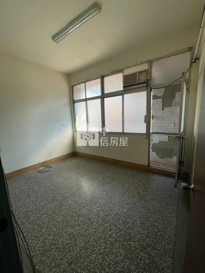 中正路黃金店住房屋室內格局與周邊環境