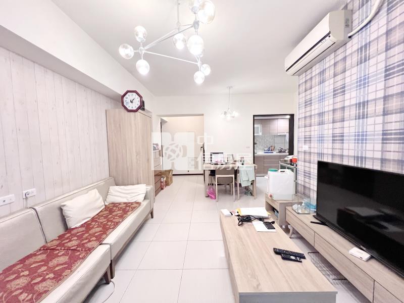 南勢鼎藏璞麗二期美兩房車房屋室內格局與周邊環境