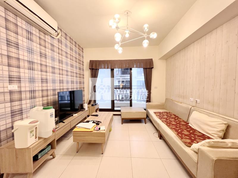 南勢鼎藏璞麗二期美兩房車房屋室內格局與周邊環境