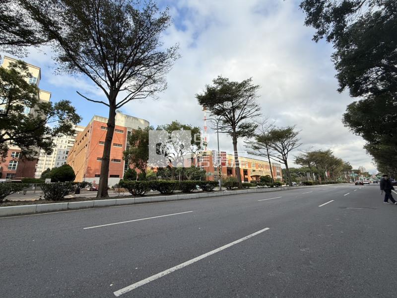 竹北可投資心鑽帝堡商辦房屋室內格局與周邊環境