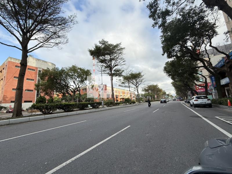 竹北可投資心鑽帝堡商辦房屋室內格局與周邊環境