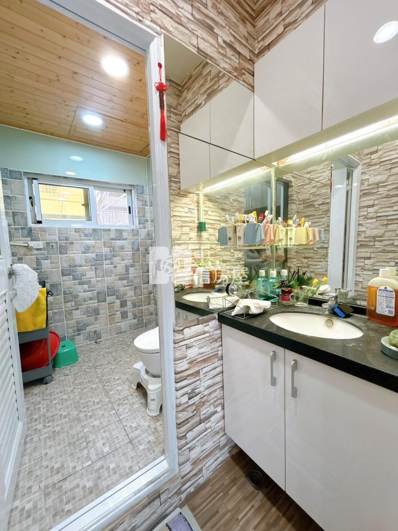 民雄近忠孝路別墅房屋室內格局與周邊環境