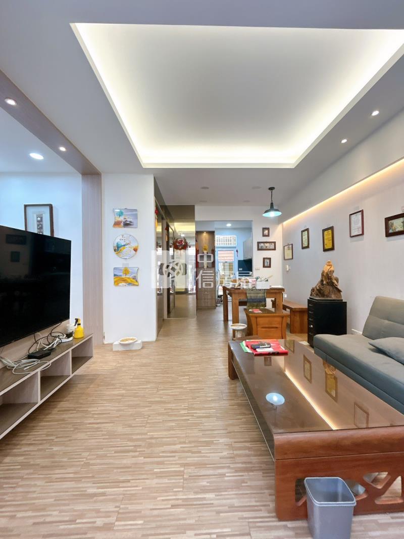 民雄近忠孝路別墅房屋室內格局與周邊環境