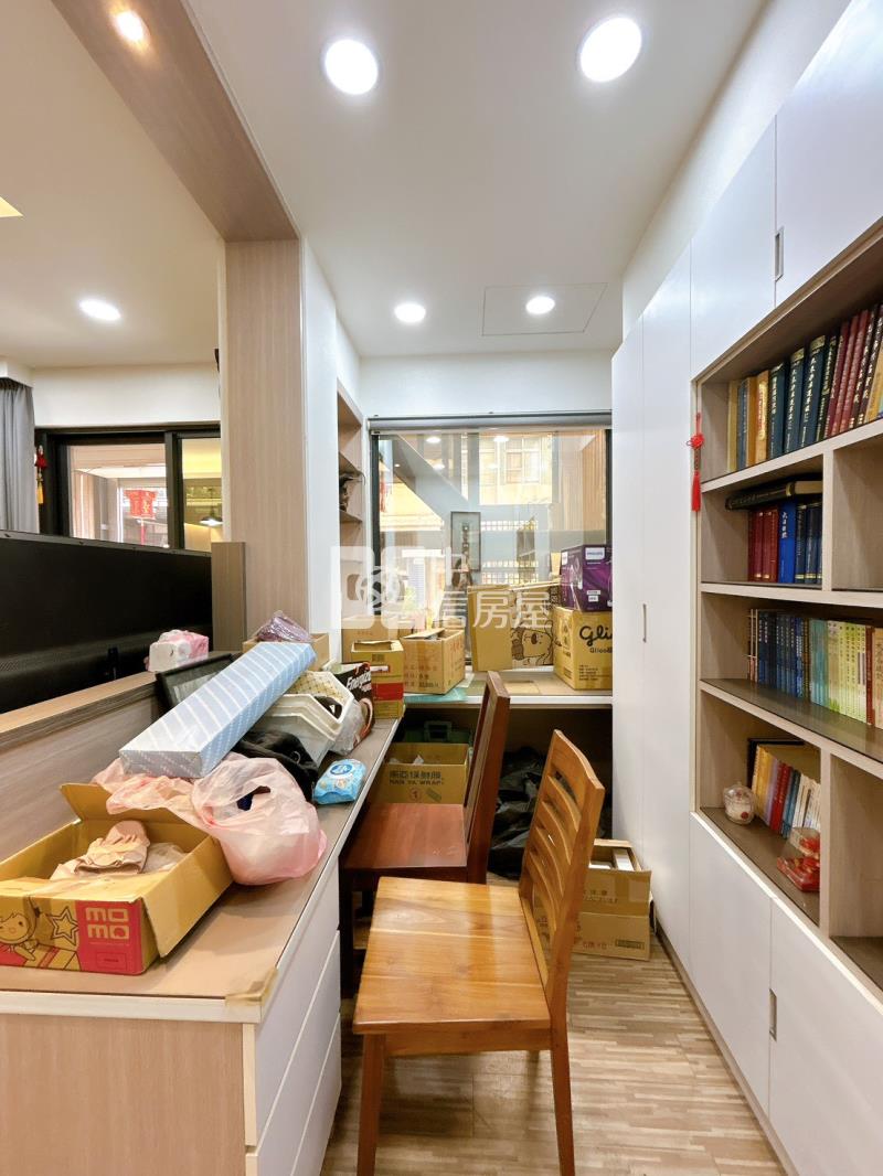 民雄近忠孝路別墅房屋室內格局與周邊環境