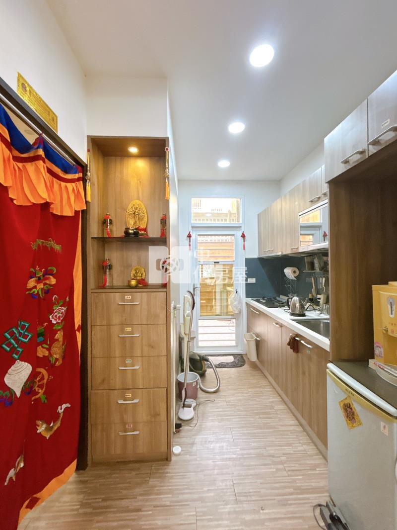 民雄近忠孝路別墅房屋室內格局與周邊環境