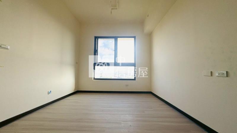 體育園區【益展有福】四房2車位景觀戶(中信卓越團隊)房屋室內格局與周邊環境