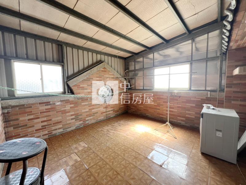 近好市多邊間雙車位別墅透天房屋室內格局與周邊環境