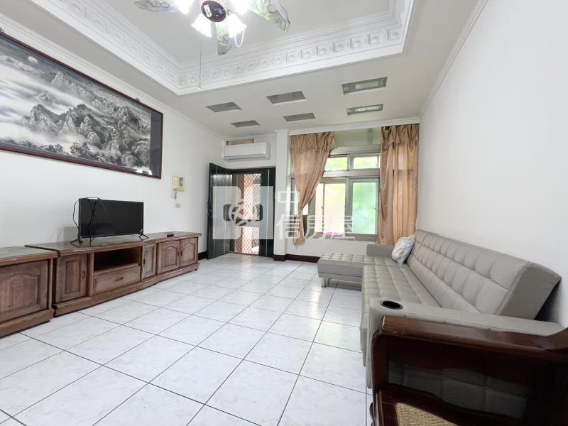 近好市多邊間雙車位別墅透天房屋室內格局與周邊環境