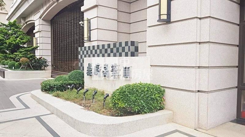 中壢鼎藏晶華金店面房屋室內格局與周邊環境