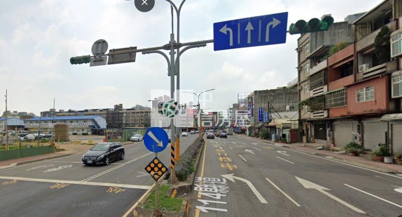 體育園區透天店面房屋室內格局與周邊環境