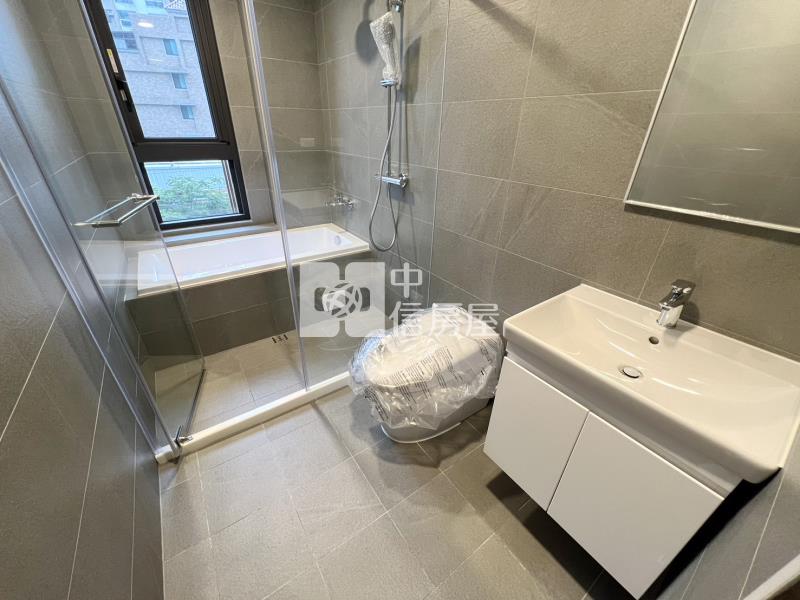 昭揚大耀全新三房雙車位房屋室內格局與周邊環境