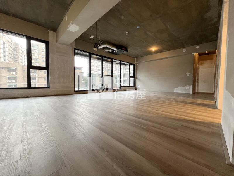 昭揚大耀全新三房雙車位房屋室內格局與周邊環境