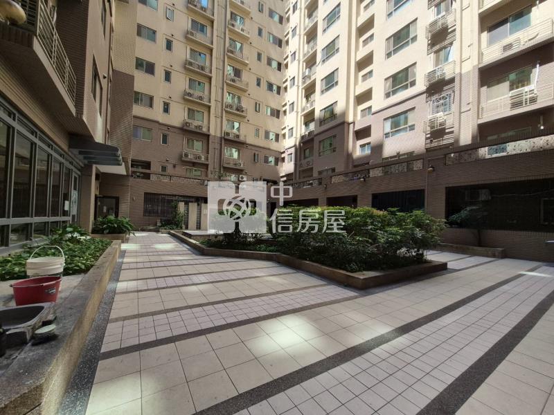 左岸邊間二房靓寓房屋室內格局與周邊環境