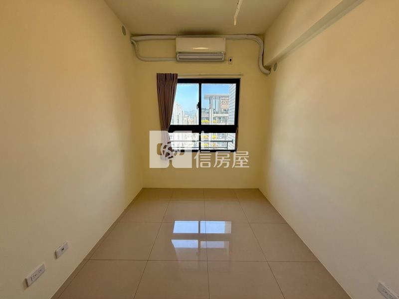 鴻邑璞臻輕裝三房平車房屋室內格局與周邊環境