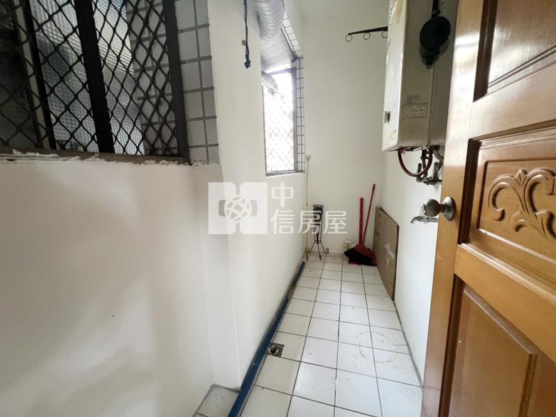 內壢後站邊間電梯美三房房屋室內格局與周邊環境