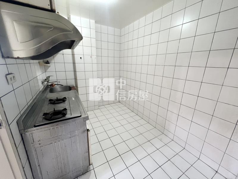 內壢後站邊間電梯美三房房屋室內格局與周邊環境