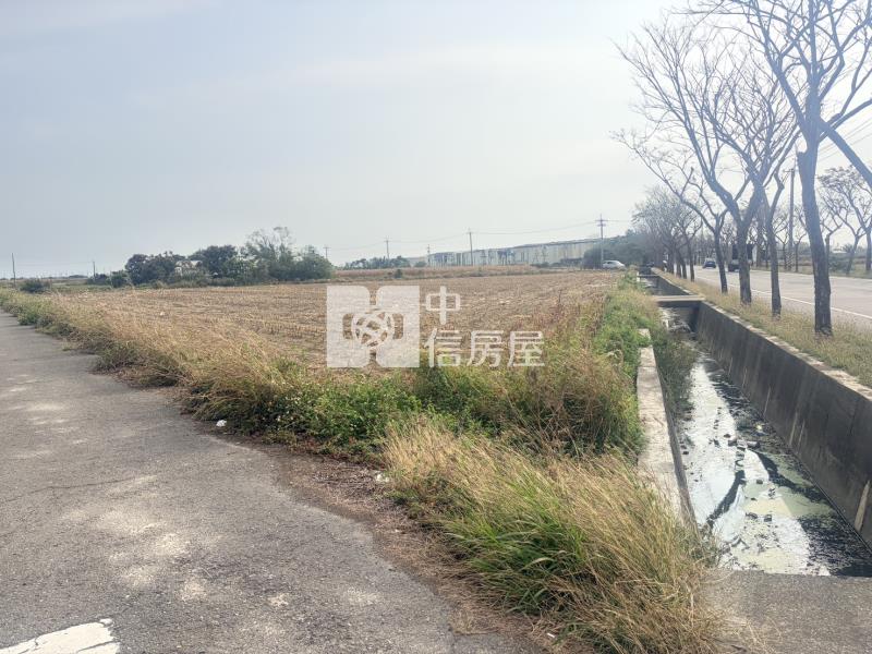 新營下角帶圍段423.8坪農地房屋室內格局與周邊環境