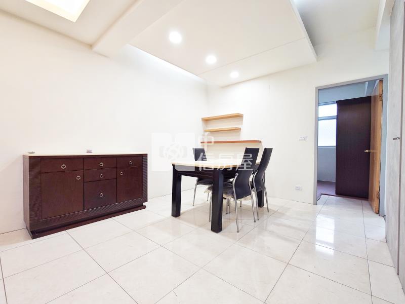 文心國小三房美寓房屋室內格局與周邊環境