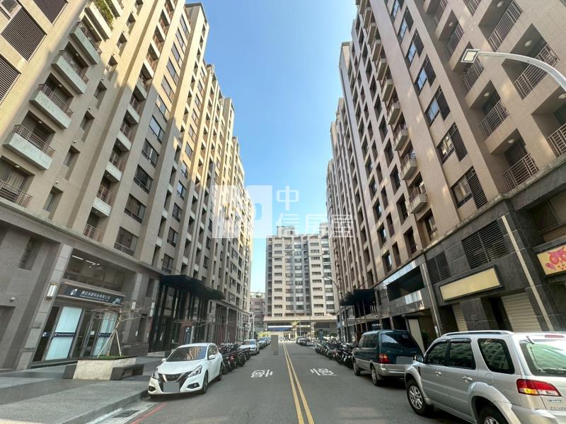 忠勇商圈精科震後大兩房平車美廈房屋室內格局與周邊環境