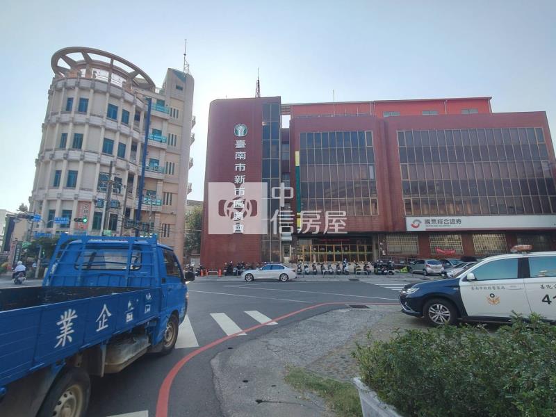 新市近省道12米大路邊旺發農地房屋室內格局與周邊環境