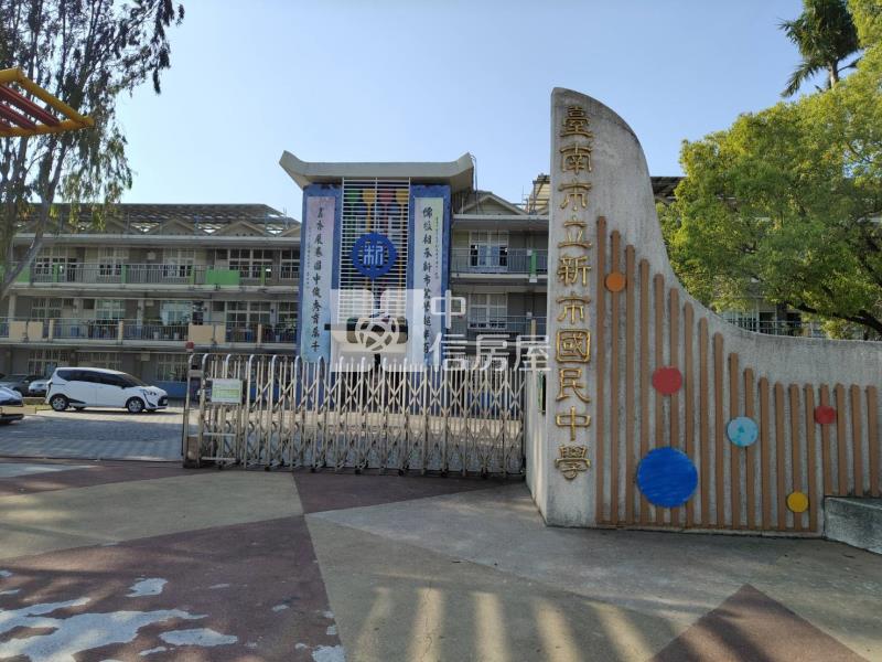 新市近省道12米大路邊旺發農地房屋室內格局與周邊環境