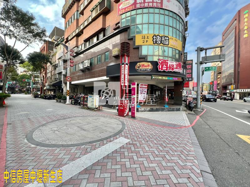 中壢火車站全新整理二房雙車房屋室內格局與周邊環境
