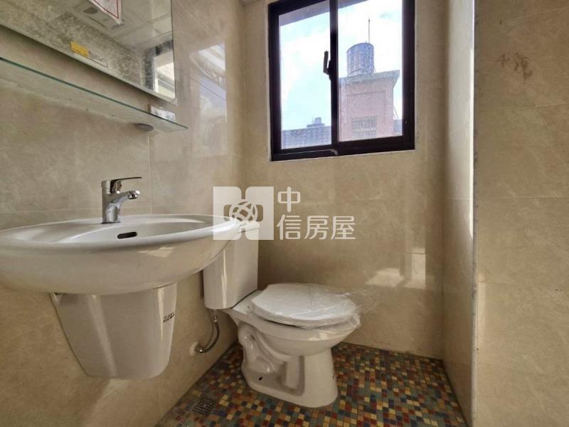 中壢南亞技術學院全新電梯三套房房屋室內格局與周邊環境