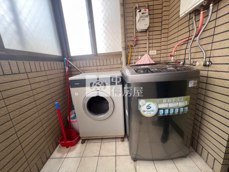 音樂琉璃三房車房屋室內格局與周邊環境