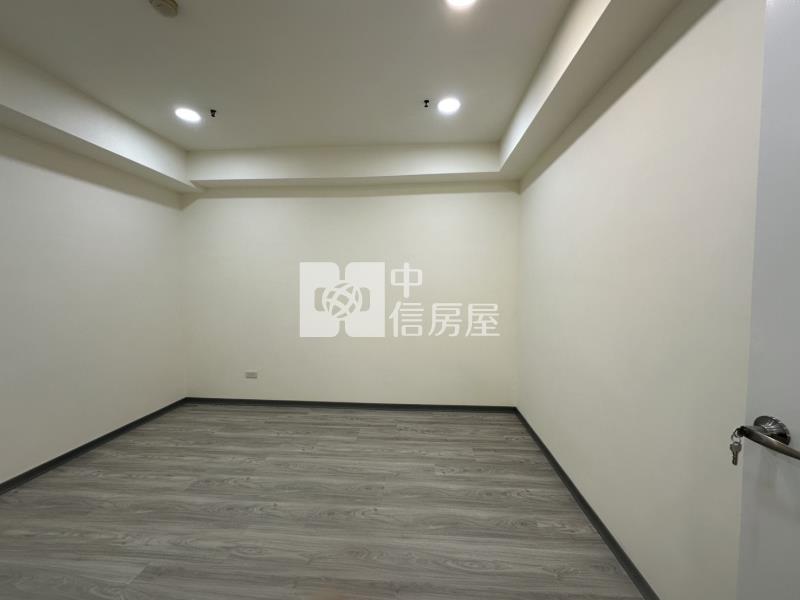 【安家】中壢站前中壢勳章2房雙車房屋室內格局與周邊環境