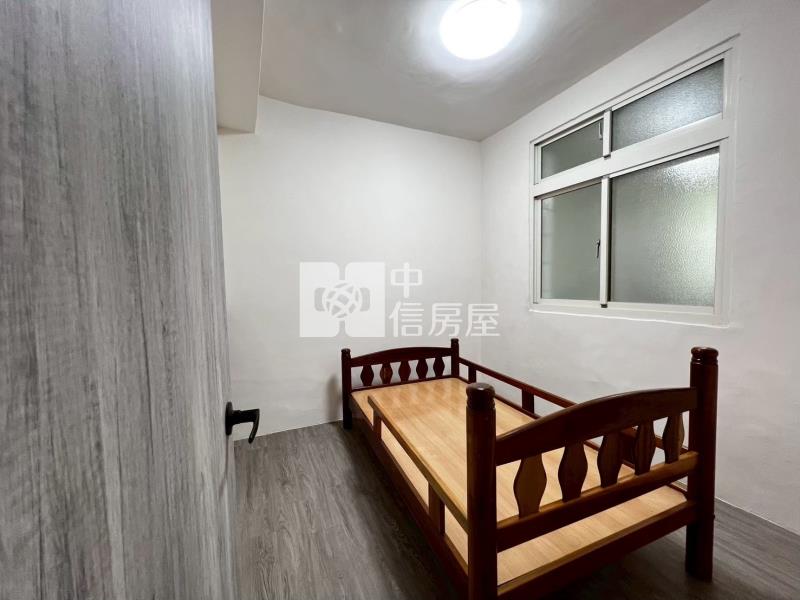 忠貞市場透天房屋室內格局與周邊環境