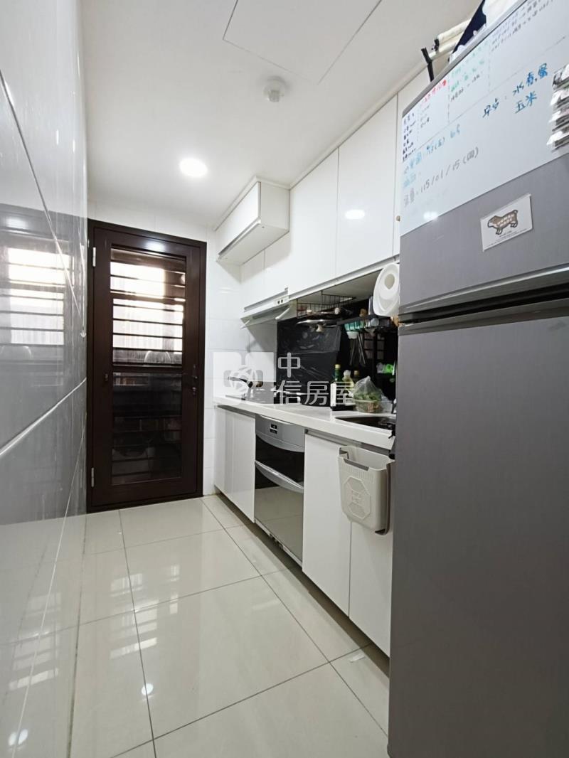 【神馬】專委{中路}{向陽公園}權視界三房B1車房屋室內格局與周邊環境