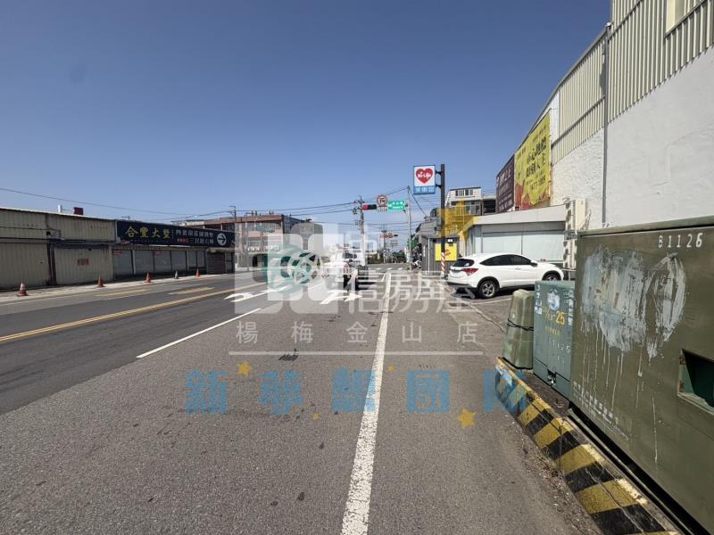 【新夢想】新屋市區轉角建地房屋室內格局與周邊環境