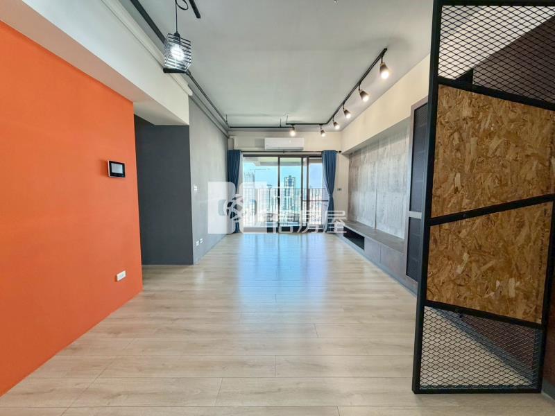 東方紐約三房平車帝王戶面綠園道房屋室內格局與周邊環境