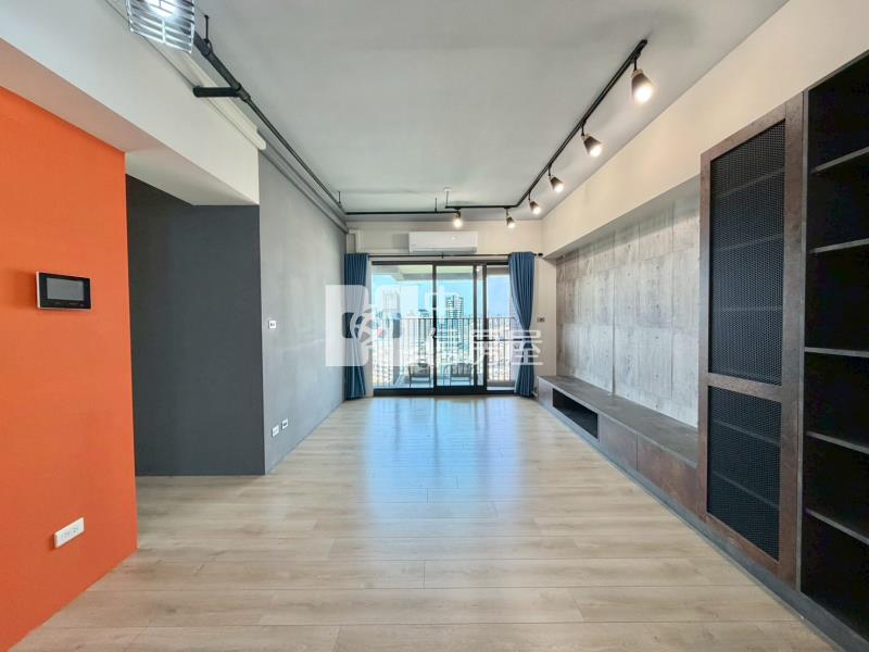 東方紐約三房平車帝王戶面綠園道房屋室內格局與周邊環境