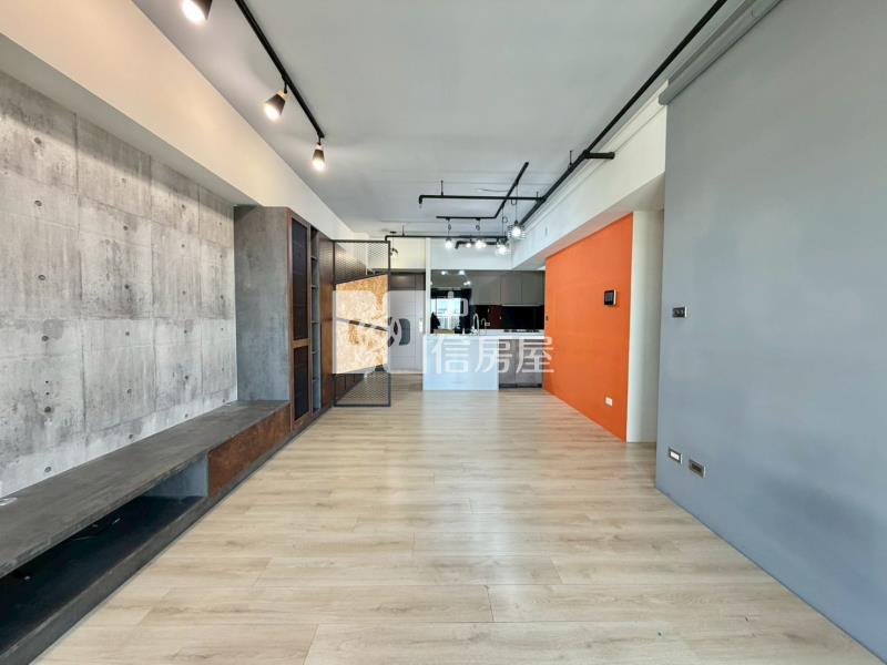 東方紐約三房平車帝王戶面綠園道房屋室內格局與周邊環境