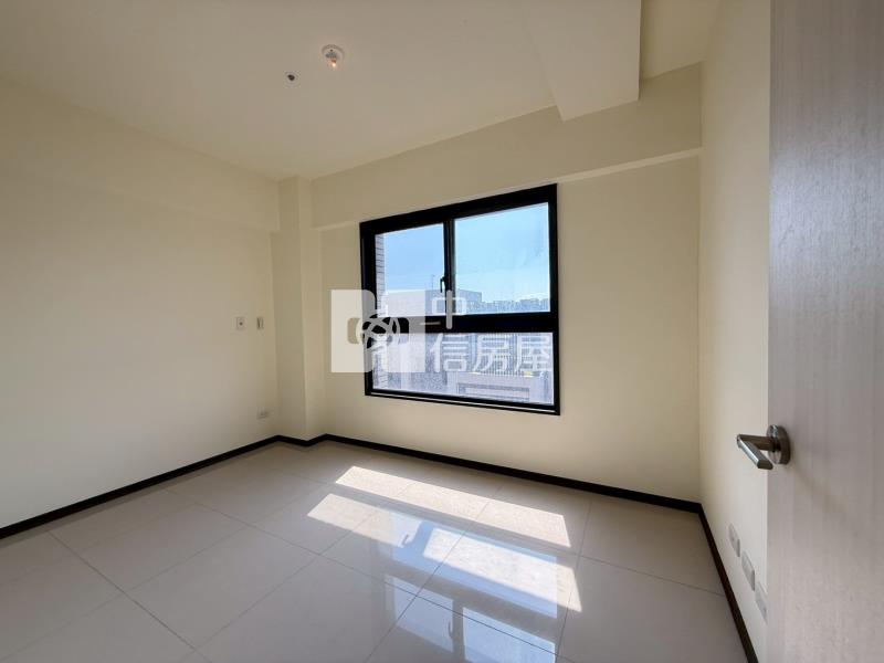 1J47豐邑氧森2+1房車房屋室內格局與周邊環境