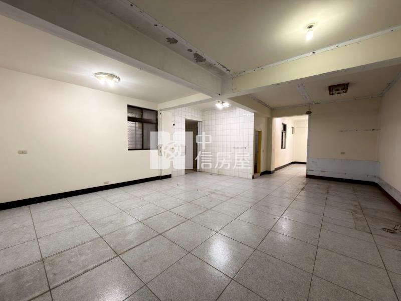 內壢後站電梯一樓庭院戶3房房屋室內格局與周邊環境