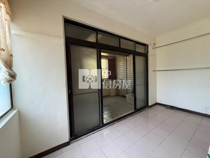 瑞塘國小旁邊間透天~可做店面方便停車房屋室內格局與周邊環境