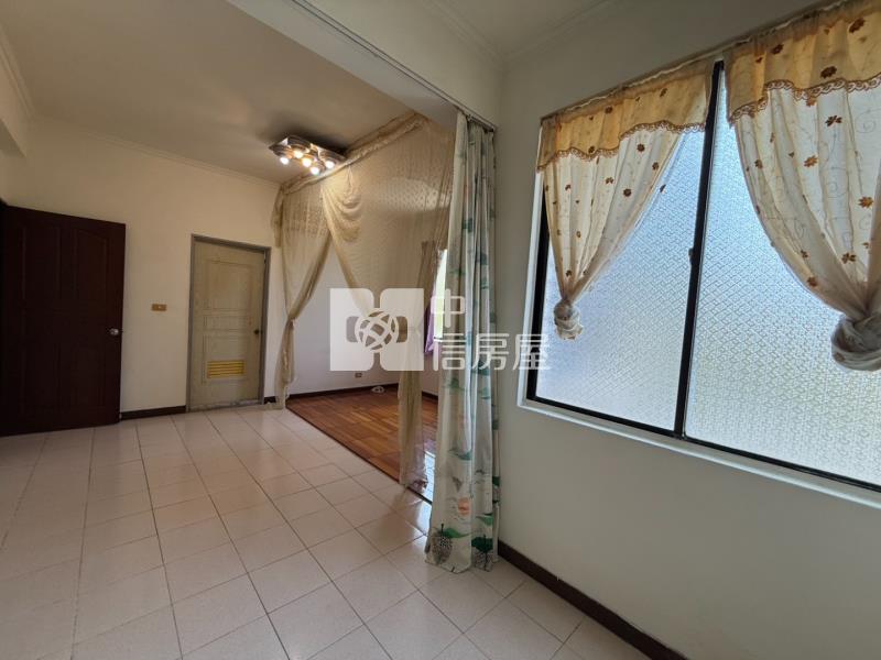 瑞塘國小旁邊間透天~可做店面方便停車房屋室內格局與周邊環境