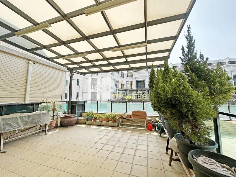 龍燈公園電梯別墅房屋室內格局與周邊環境