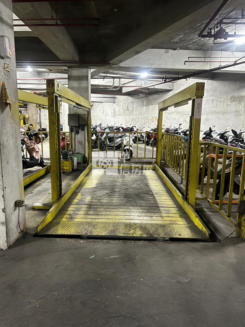 森林公園旁1樓車位美廈房屋室內格局與周邊環境