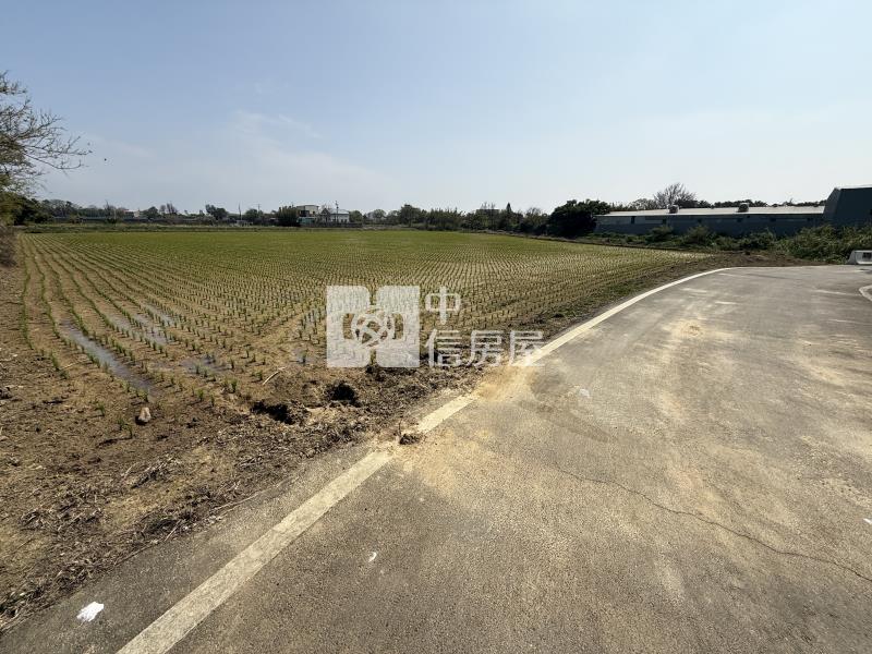 近景碩方正美農地房屋室內格局與周邊環境