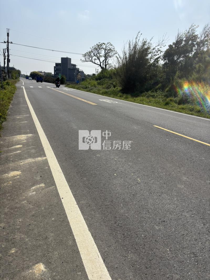 精華國小三面臨路田房屋室內格局與周邊環境